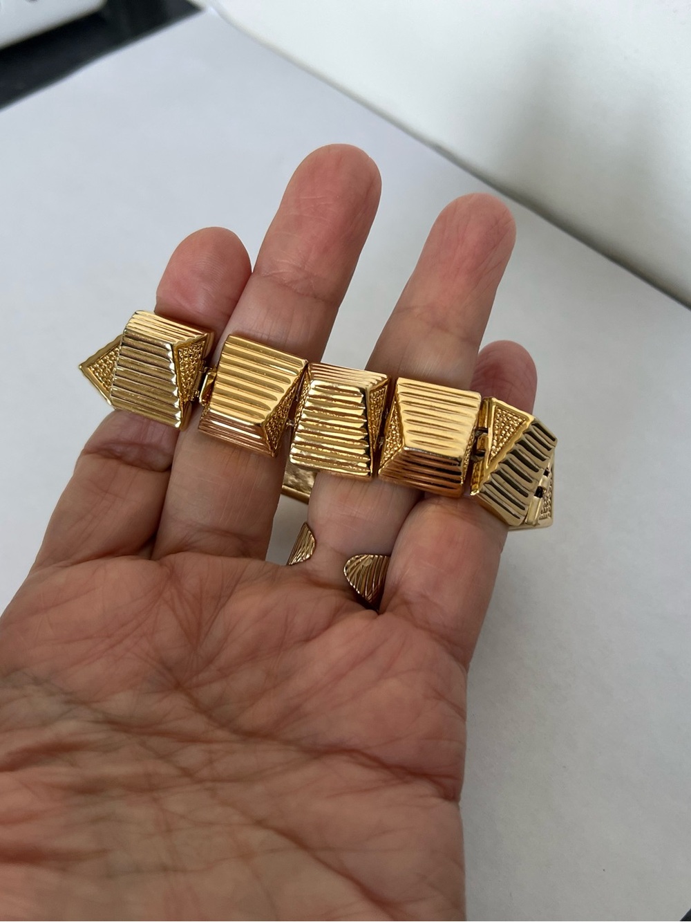 Gold Tone Geometric Pyramid Hinged Bracelet with clasp